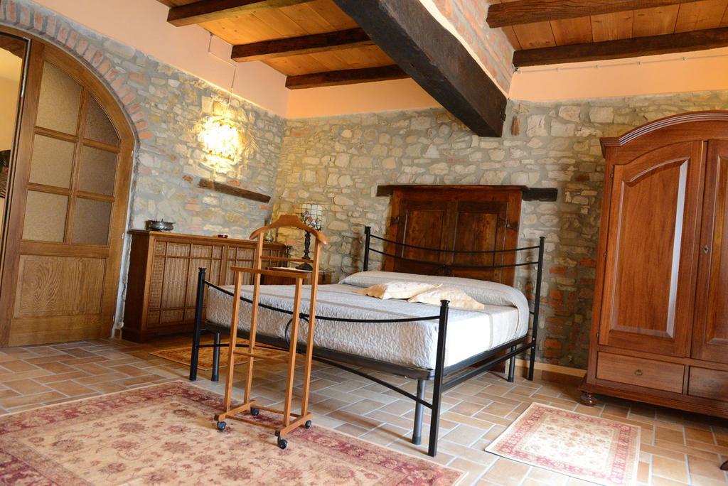 Torretta Di Bassano Hotel Rivergaro Bagian luar foto