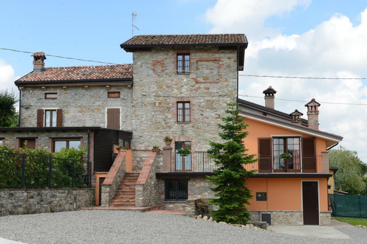 Torretta Di Bassano Hotel Rivergaro Bagian luar foto